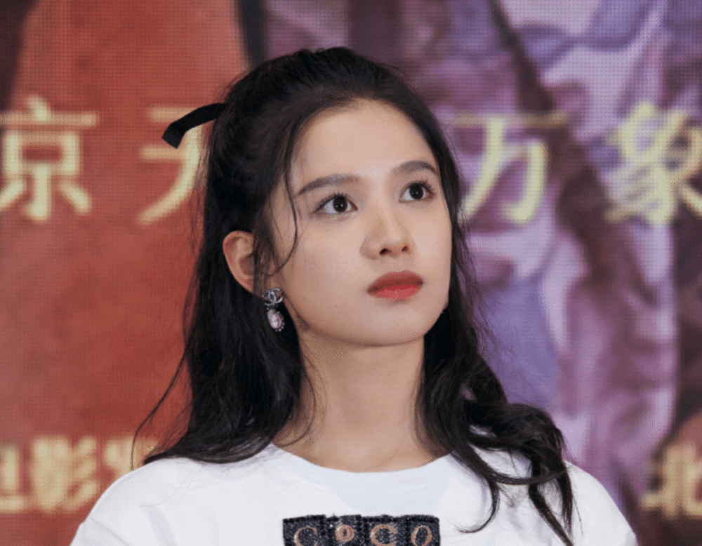 张婧仪，美人如梦，海的女儿之美